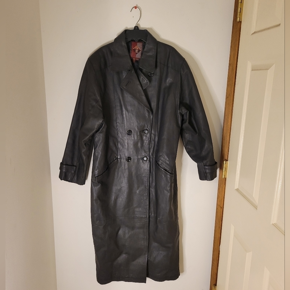 Vintage G III Women's Leather Trench Coat - Size (M) - Excellent Condition